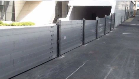 Installation d'une barrière Alu Safe grande longueur.