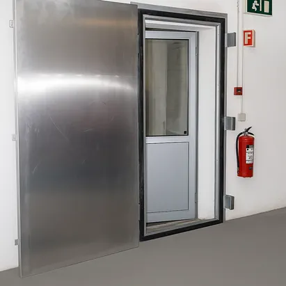 Porte étanche à l'eau.